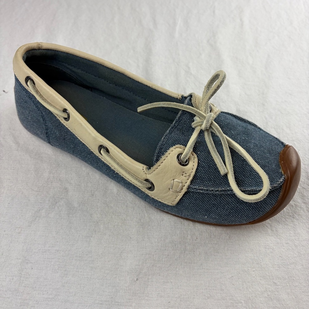 Casual Women's Denim Boat Shoe Flat - Cream Trim